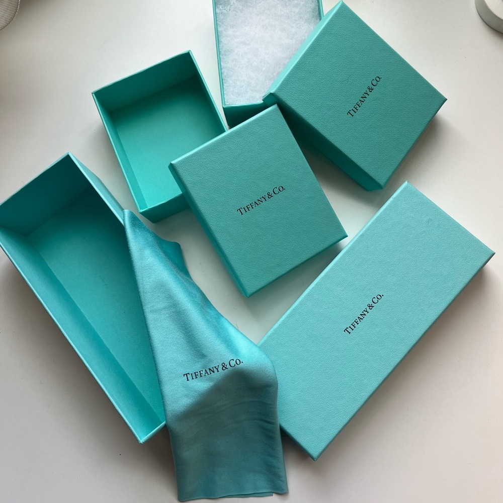 Tiffany & Co. Certificate and Box Set